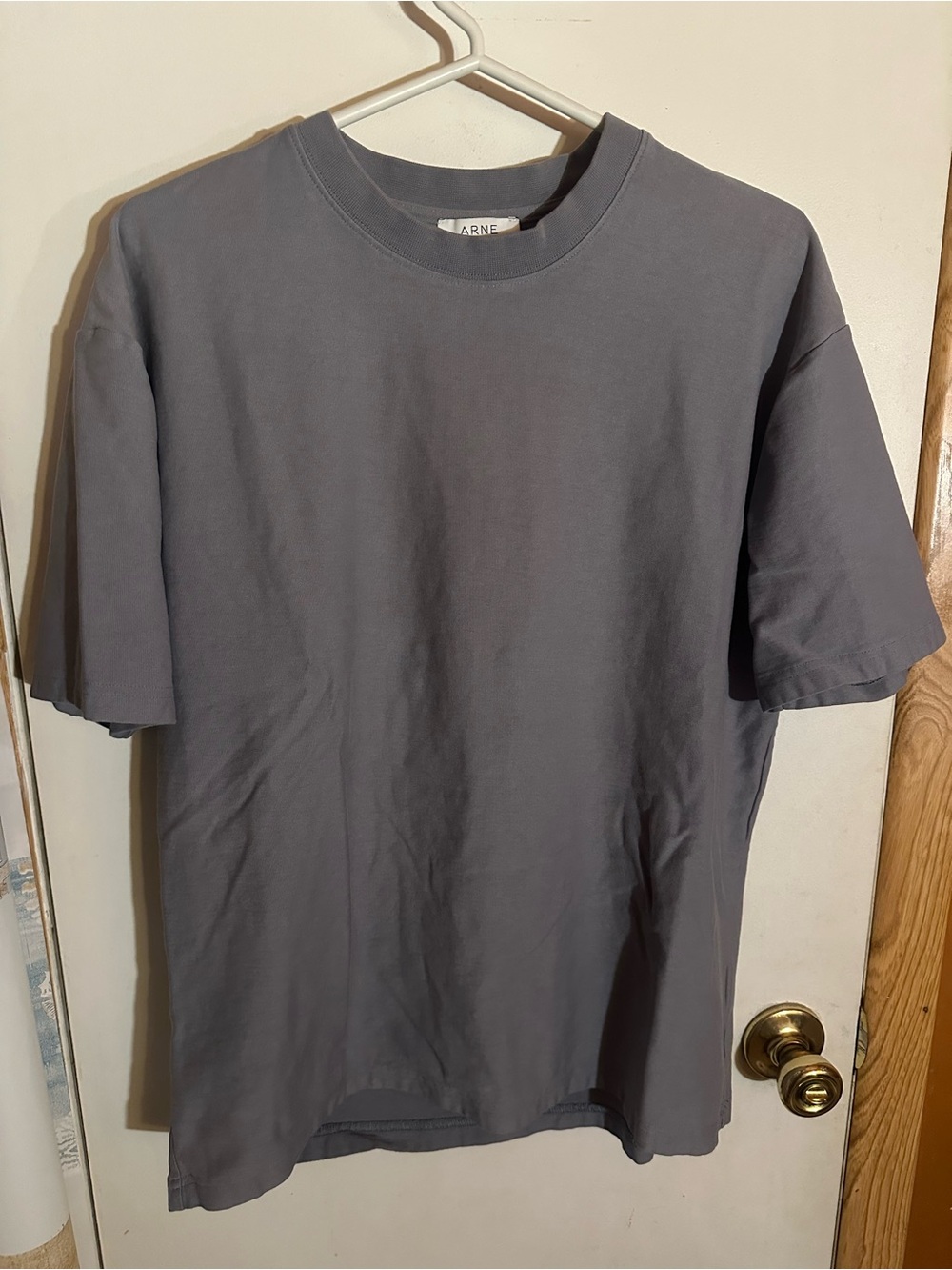 Men's Short-Sleeve Crewneck Tee in Slate Gray